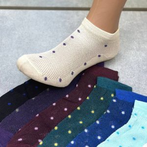 Жіночі шкарпетки: як обрати і де купити